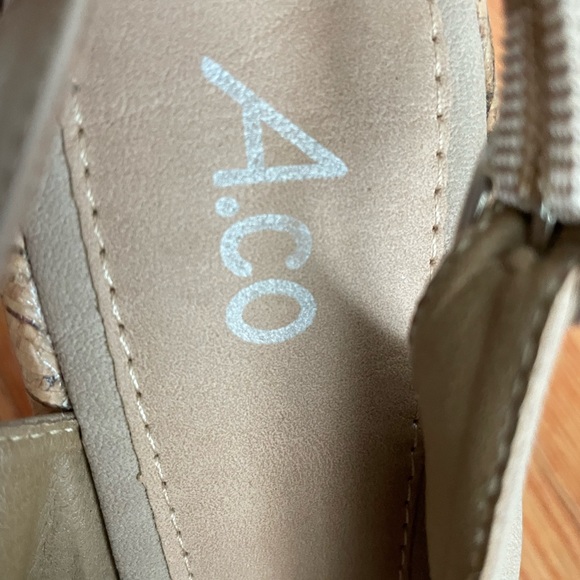 Aco heels - Picture 5 of 6